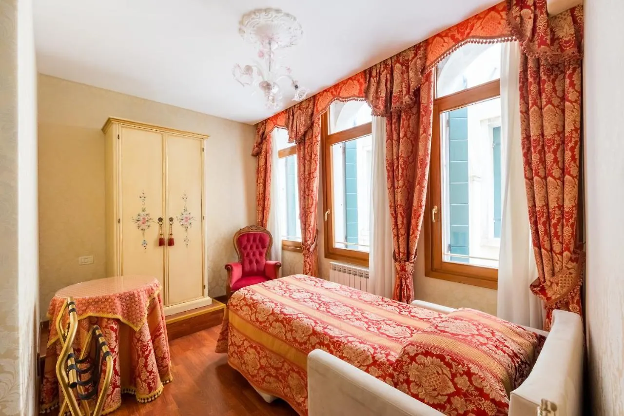 Bed & Breakfast Locanda Al Leon Venice