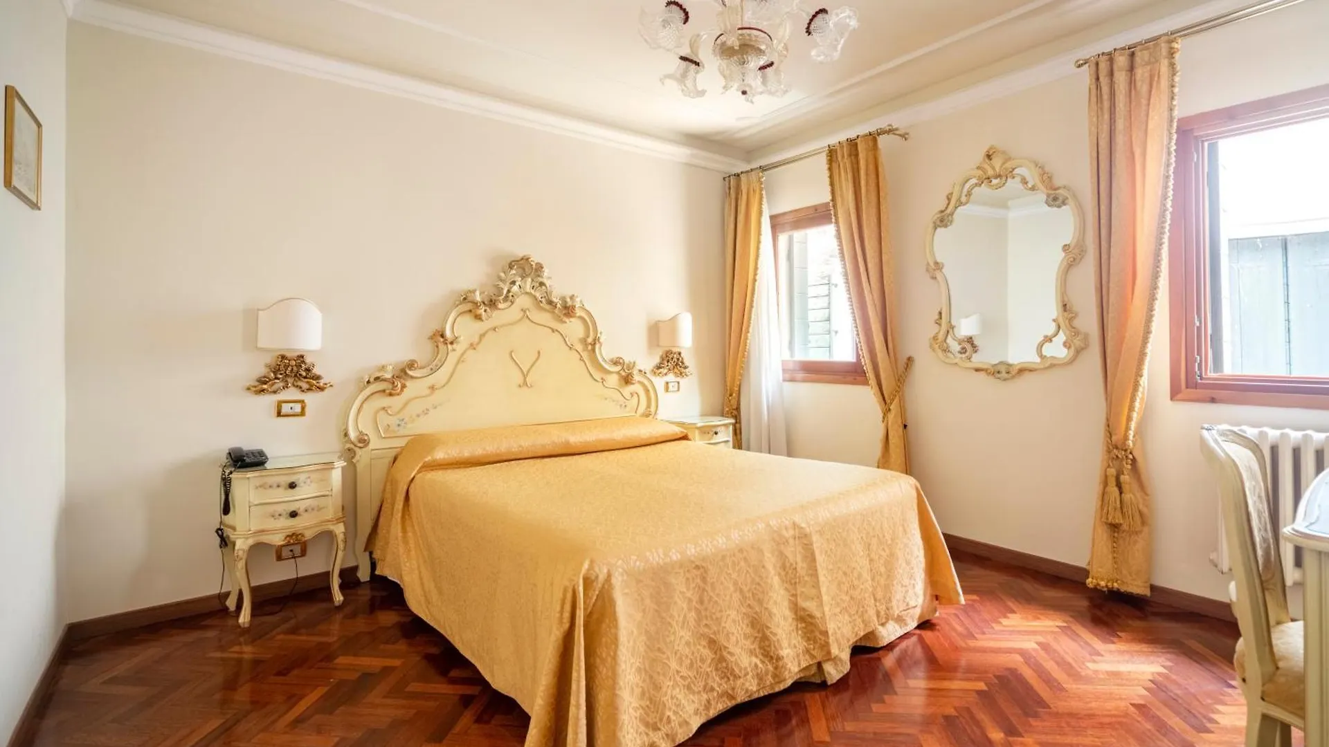 Locanda Al Leon Venice